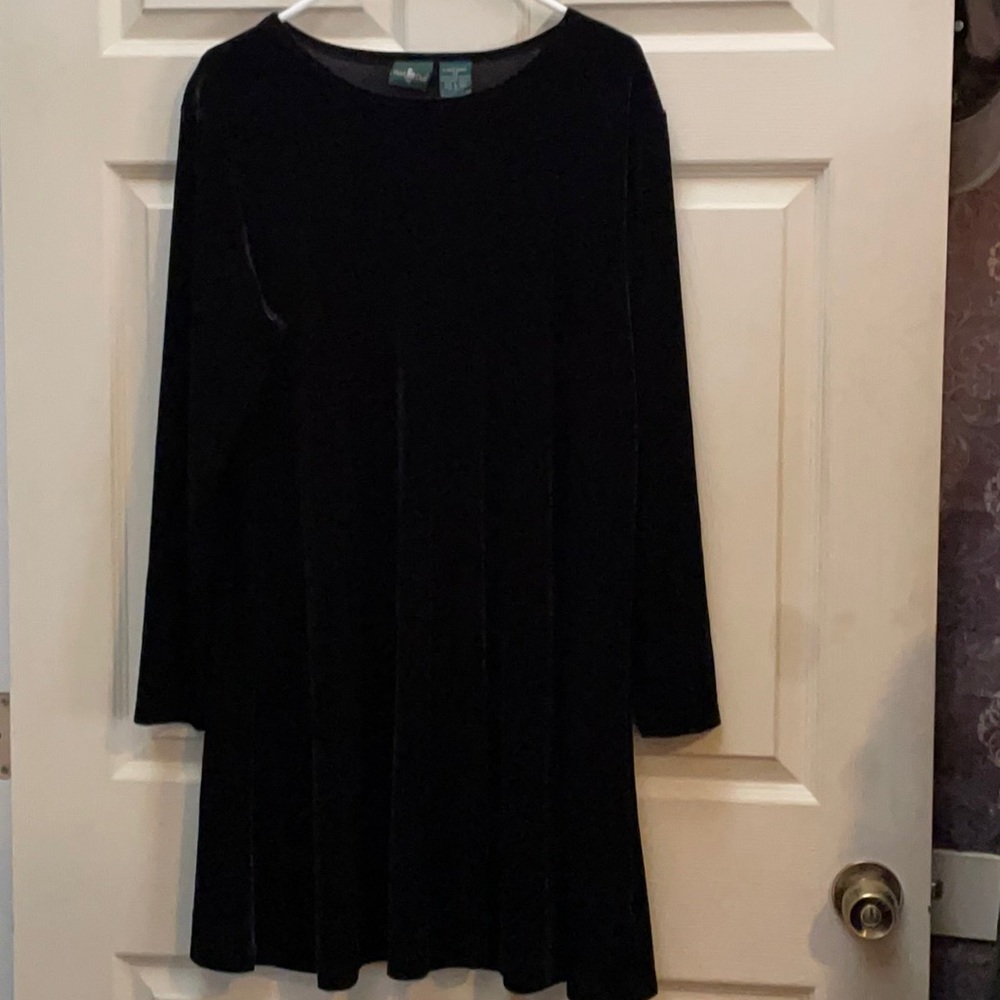 ⭐️ HuntClub Velvety Li’l Black Dress, 14 ❄️Holiday PARTIES❄️